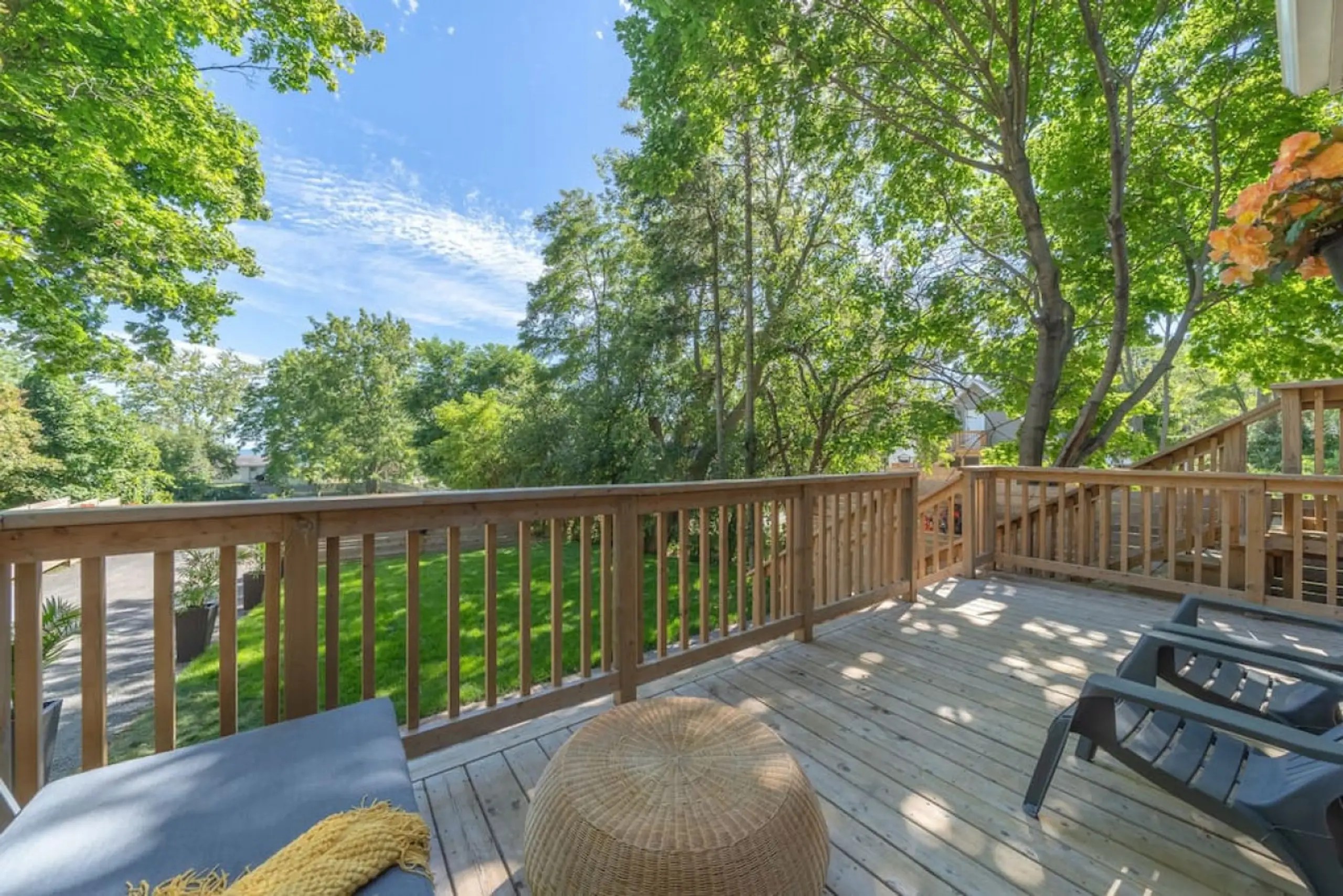 Castle Property Management Inc. Stylish 2-bedroom, Downtown Wellington